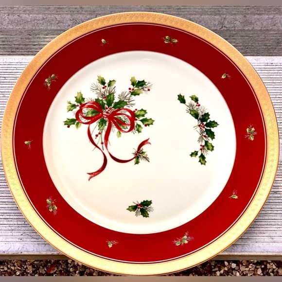 Vintage Discontinued Mikasa PALATIAL HOLLY GOLD Holiday Trim Cake Serving Plate - Picture 8 of 10